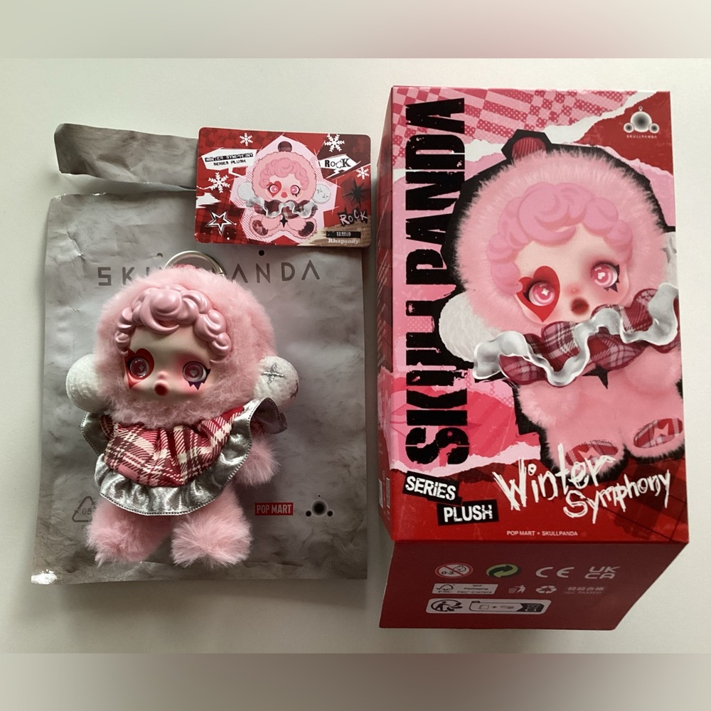 POP MART Skullpanda Winter Symphony Series Plush Rhapsody